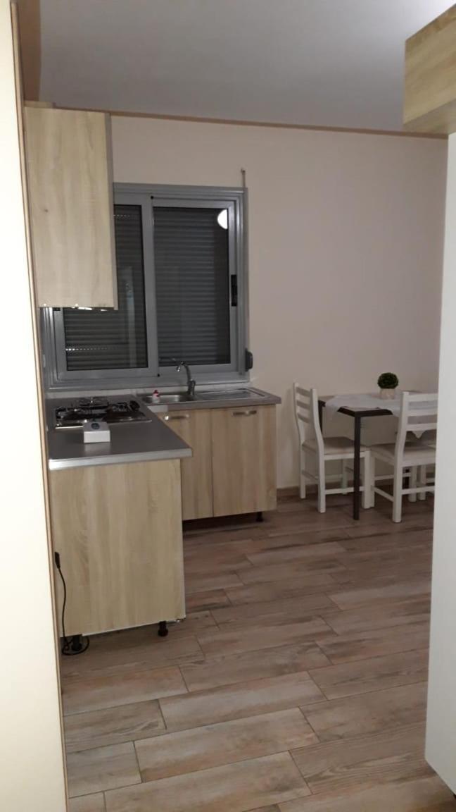 Mani Apartaments Vlore Ruang foto