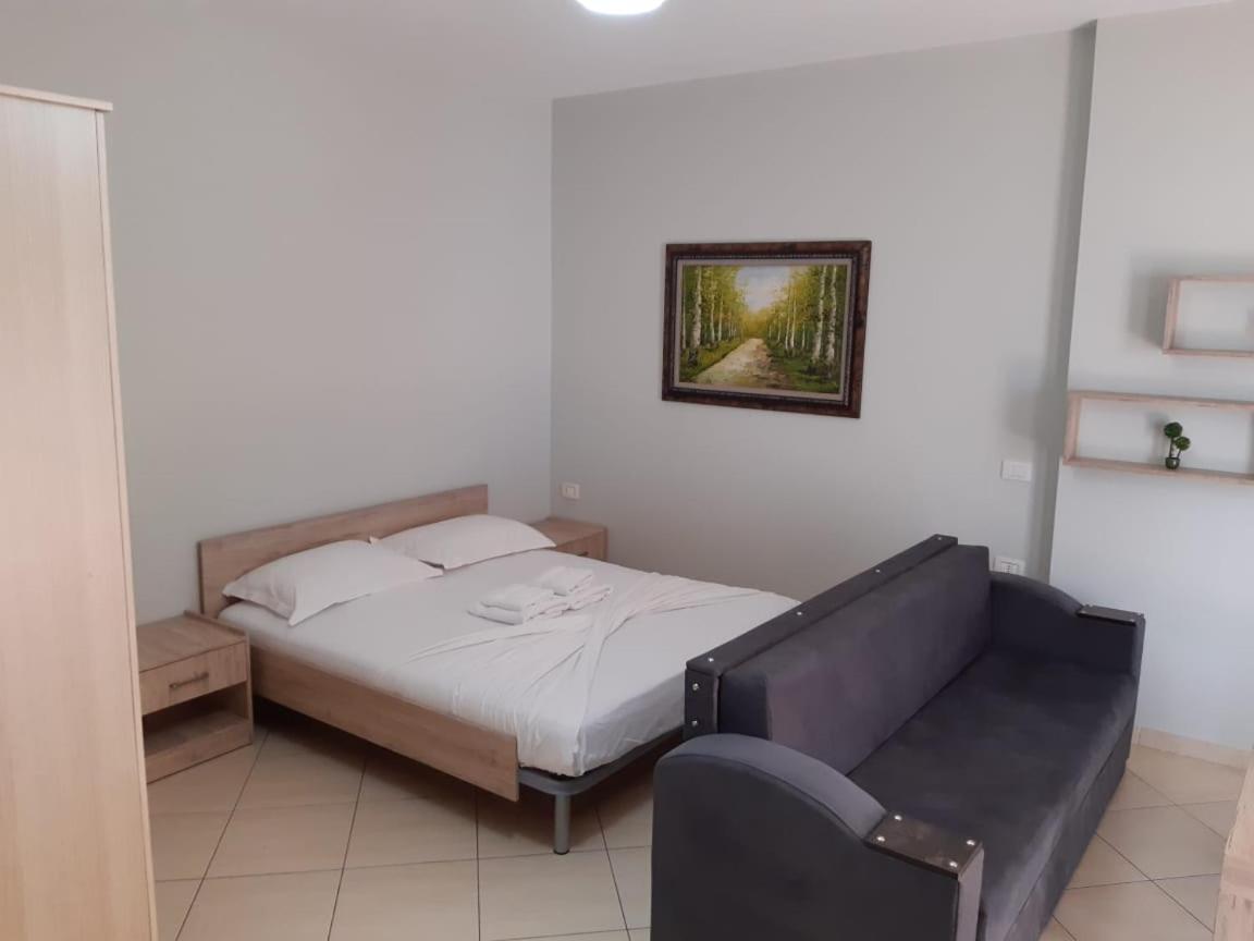 Mani Apartaments Vlore Ruang foto