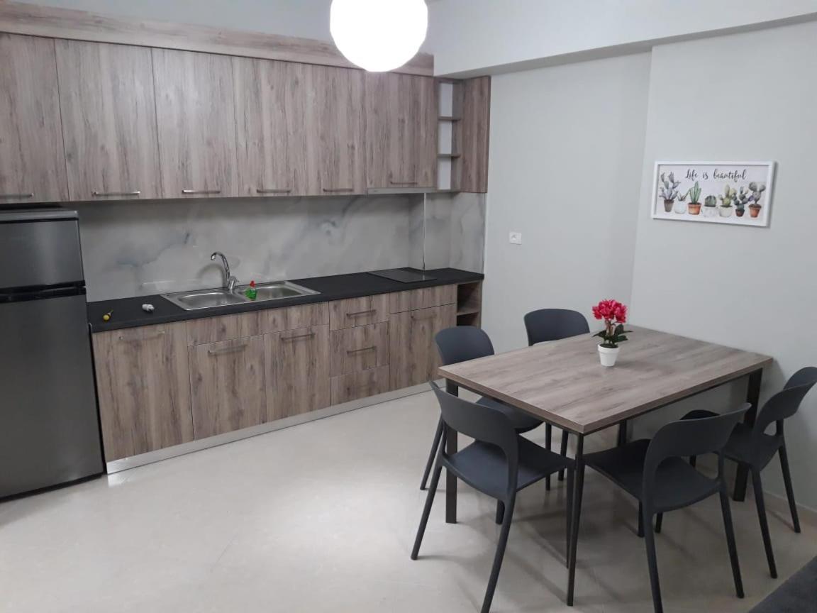 Mani Apartaments Vlore Ruang foto