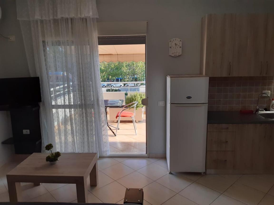 Mani Apartaments Vlore Ruang foto