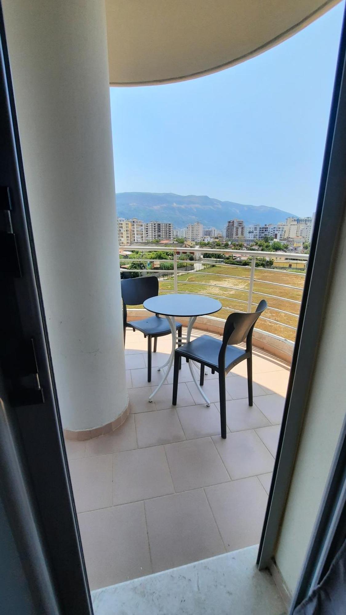 Mani Apartaments Vlore Bagian luar foto