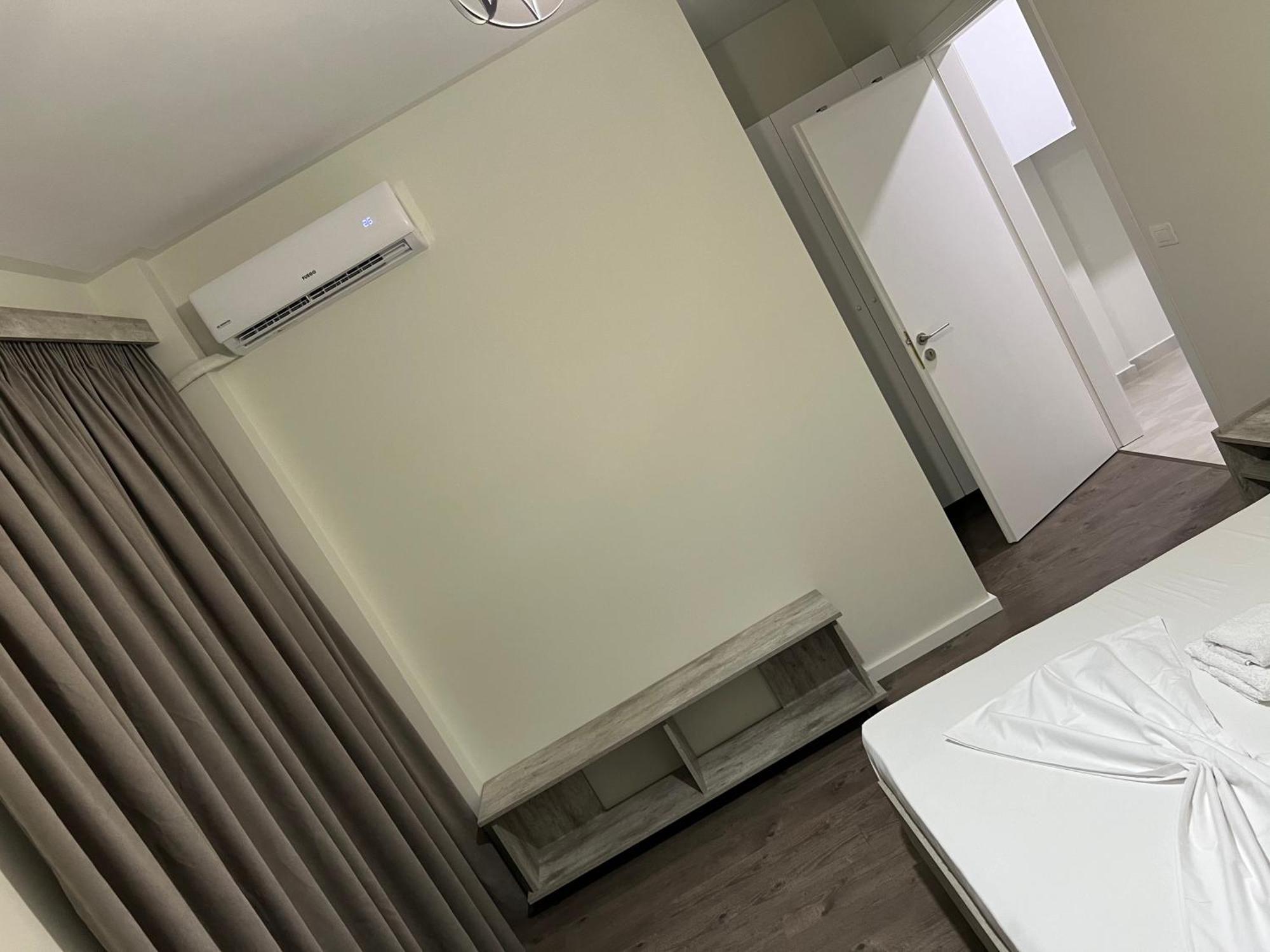 Mani Apartaments Vlore Bagian luar foto